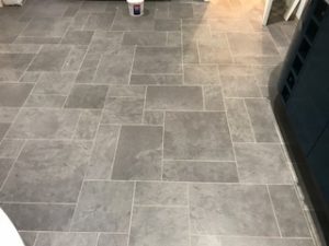 lauxury_vinyl_tiles_installed_by_edwards_flooring (4)